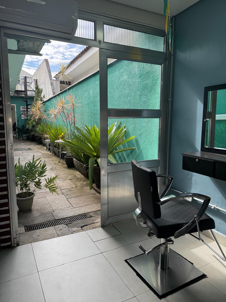 Jardim interno do salão — Belezaria ProvoQ